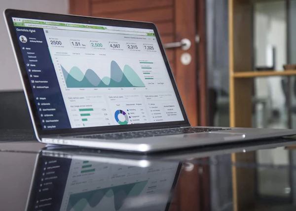 Dashboard analytics et stratégie webmarketing