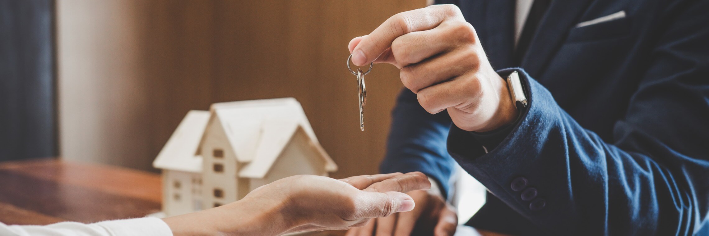 Mandat exclusif de vente les 4 avantages et délais en 2021